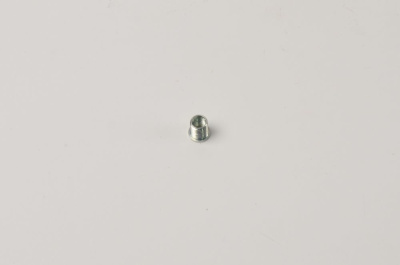 SNWU663576 Втулка резьб.-TS-СТ-М5х0,8х7,6