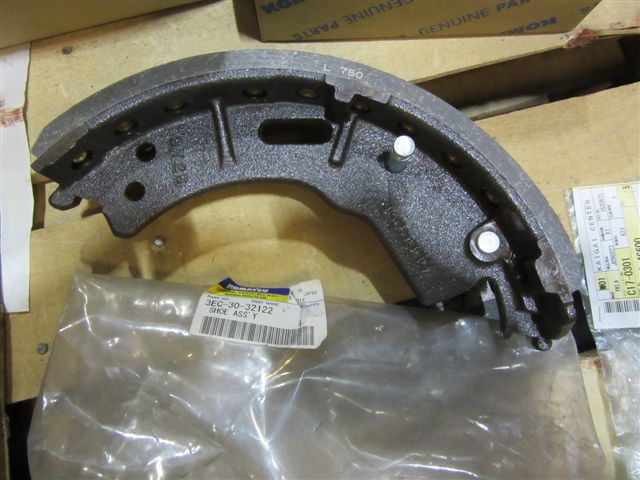 3EC-30-32122 Колодка тормозная