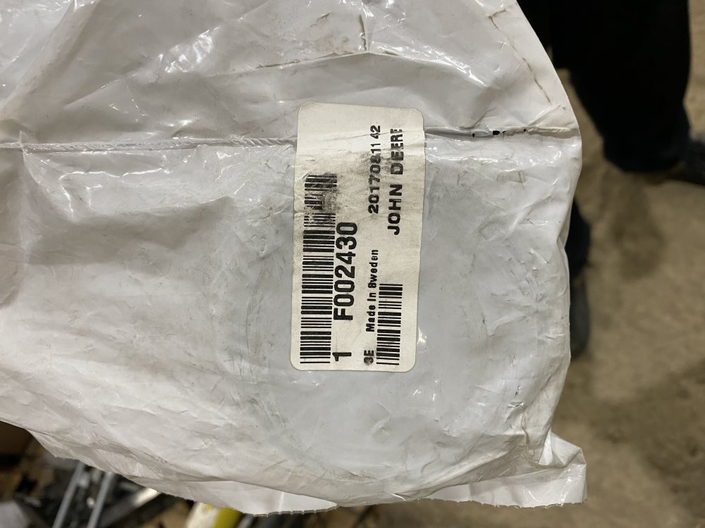 F002430 ВТУЛКА