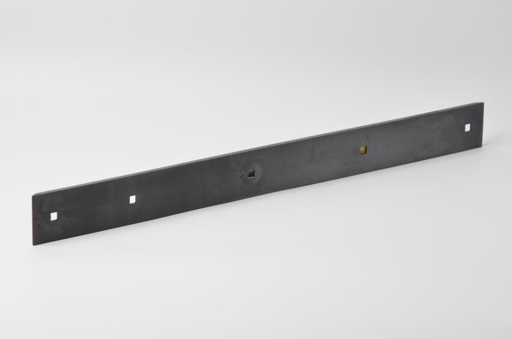 SN0006506860KR Планка направл. 670 мм