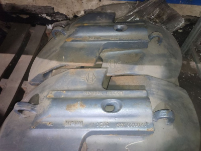 LS3001700JR ЗАЩИТА КОВША ПРАВАЯ (Hensley) LS300-1700JR
