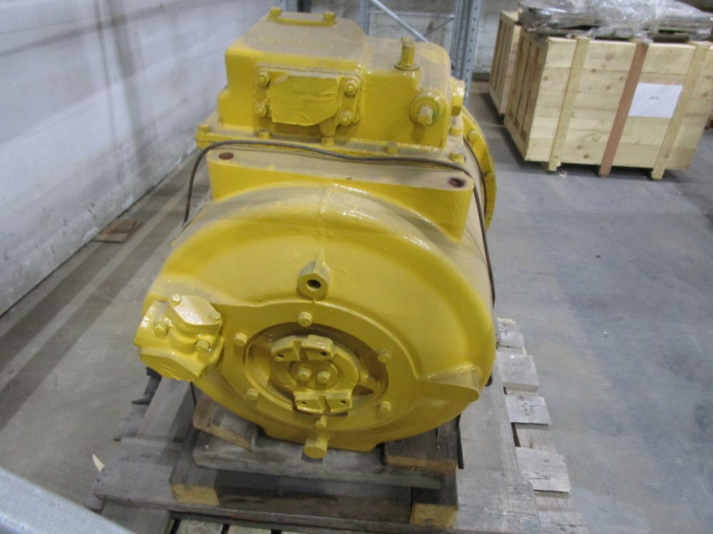 КПП Komatsu D355C к ДВС S6D140