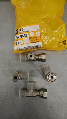 CA6V9835 тройник для шлангов 6V-9835, 6V9835