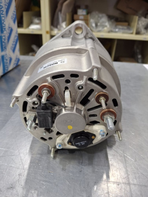 Генератор 56031904 Bosch 1986A01117 MB A0101548902 9 руч 28V 100A