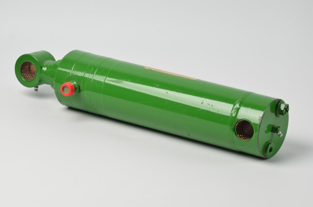 KR270059890 Цилиндр гидравлический