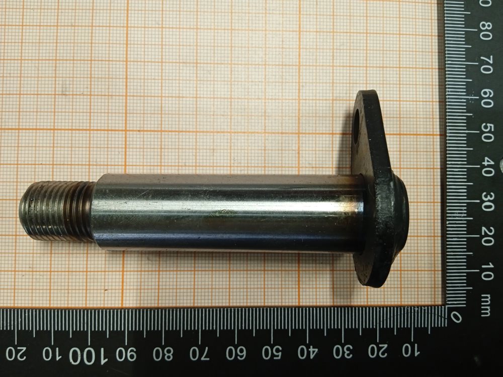 3EC-24-37310SG КРЕПЕЖНАЯ ОСЬ